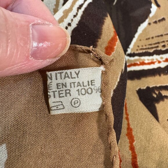 Vintage Linda Curiel Brown Abstract Silk Scarf 100% Polyester Square Made In Ita - Picture 4 of 6